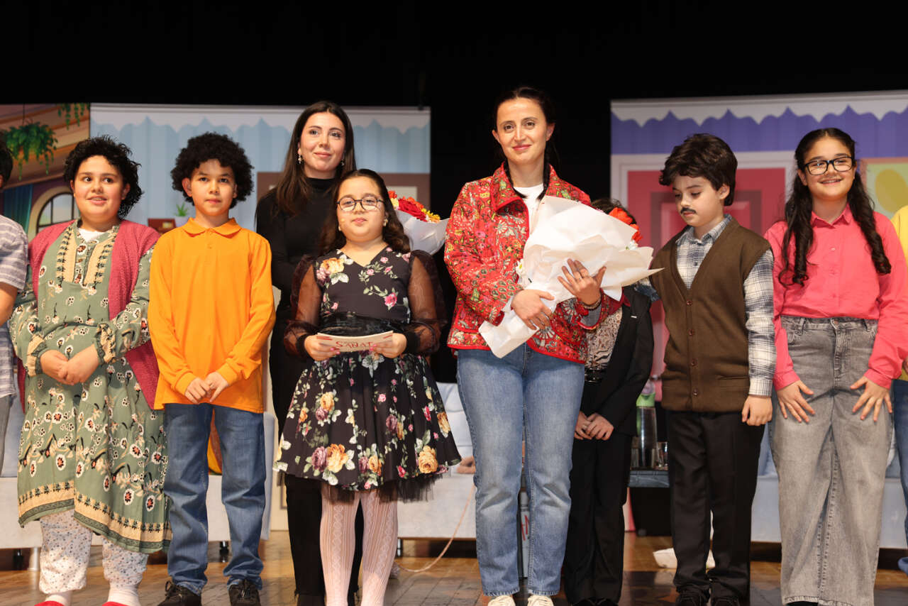 Konya’da eğlence dolu tiyatro gösterisi 3